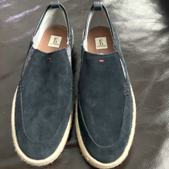 ED - Ellen Degeneres blue suede slip on shoes - Picture 4 of 6